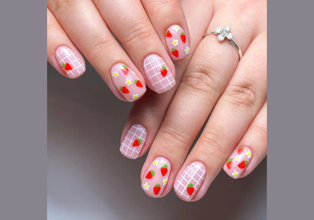 Fruit-Inspired Summer Nail Art Ideas for Playful Looks