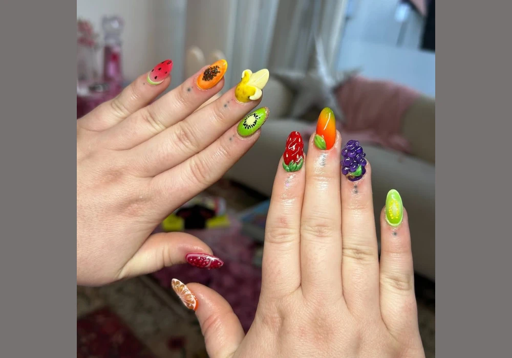 Fruit-Inspired Summer Nail Sets for Fun Style