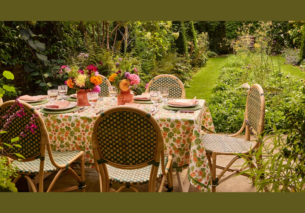 Garden Summer Tablescape Idea for Natural Outdoor Dining Experience
