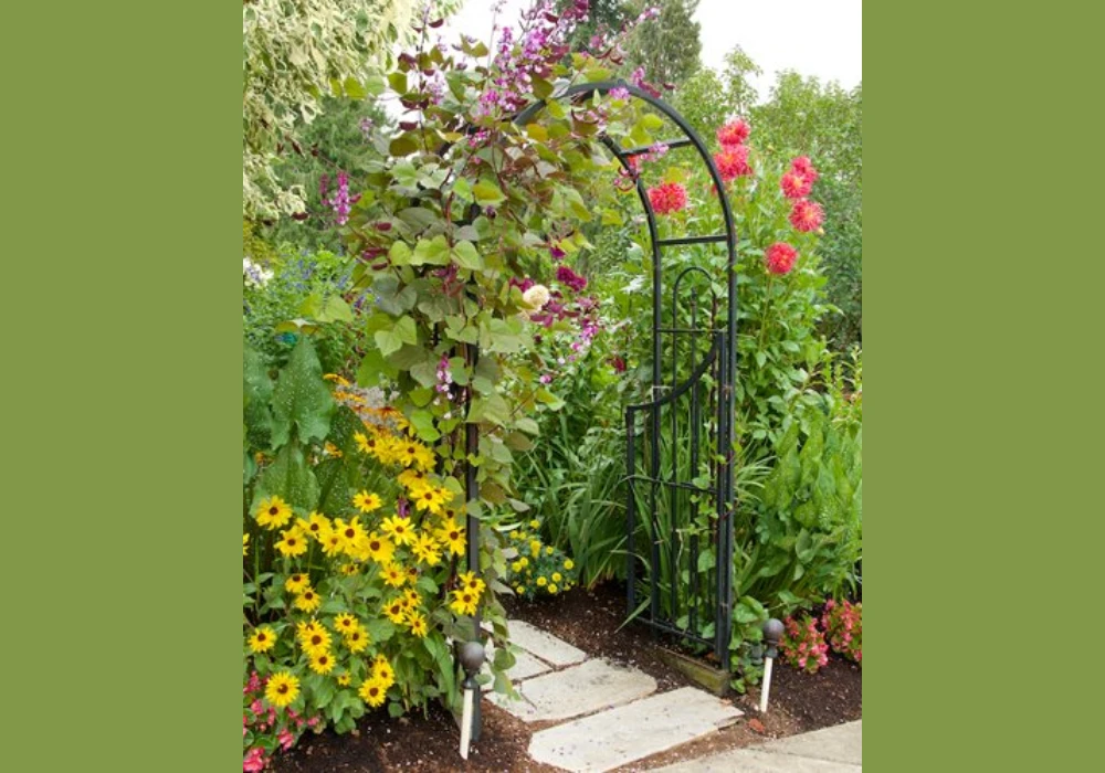 Hanging Planters for Vertical Summer Garden Styling