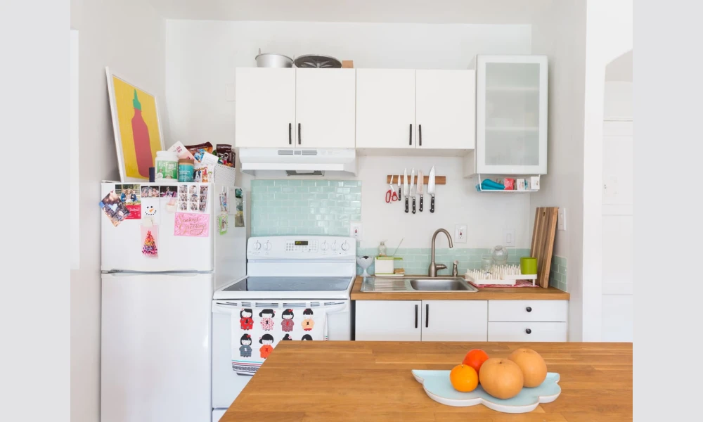 Vertical Cupboards: Ideal for Small Kitchens