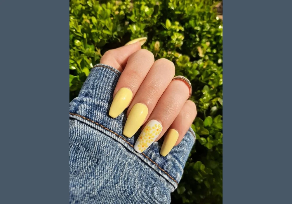 Lemon Yellow Summer Acrylic Nails