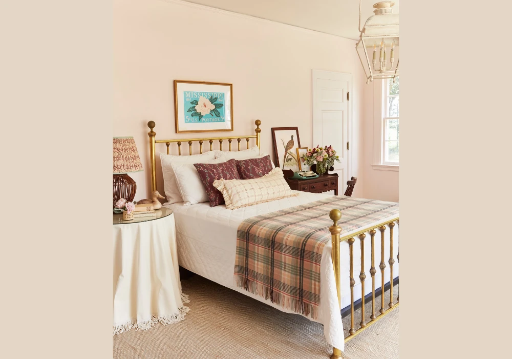 Light Color Palette Bedroom Setup for Summer Calmness