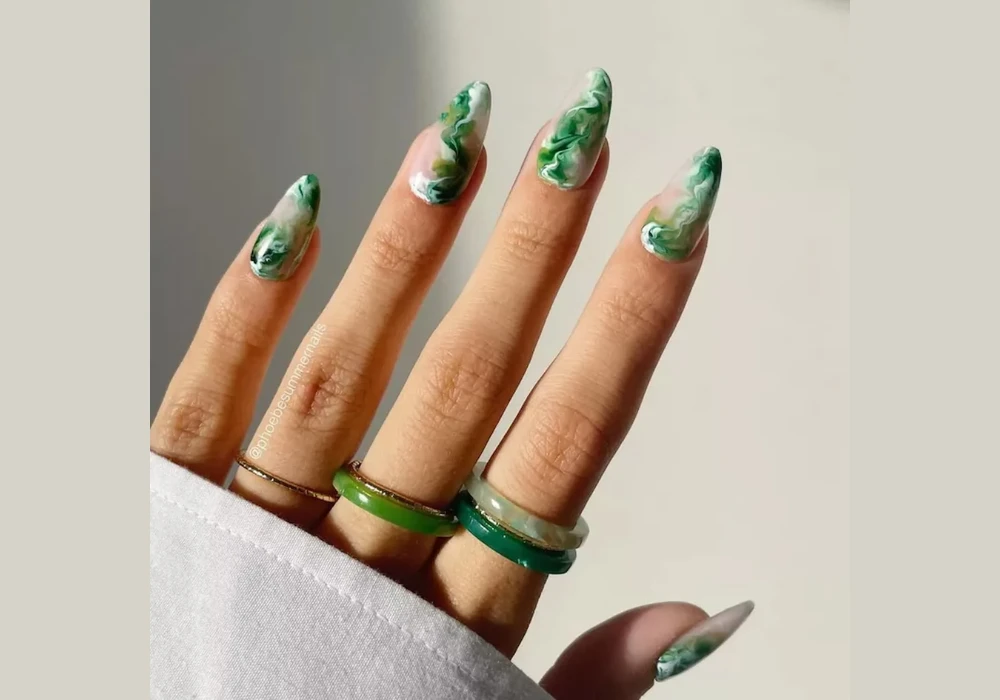 Marble Summer Nail Inspiration for Elegant Texture