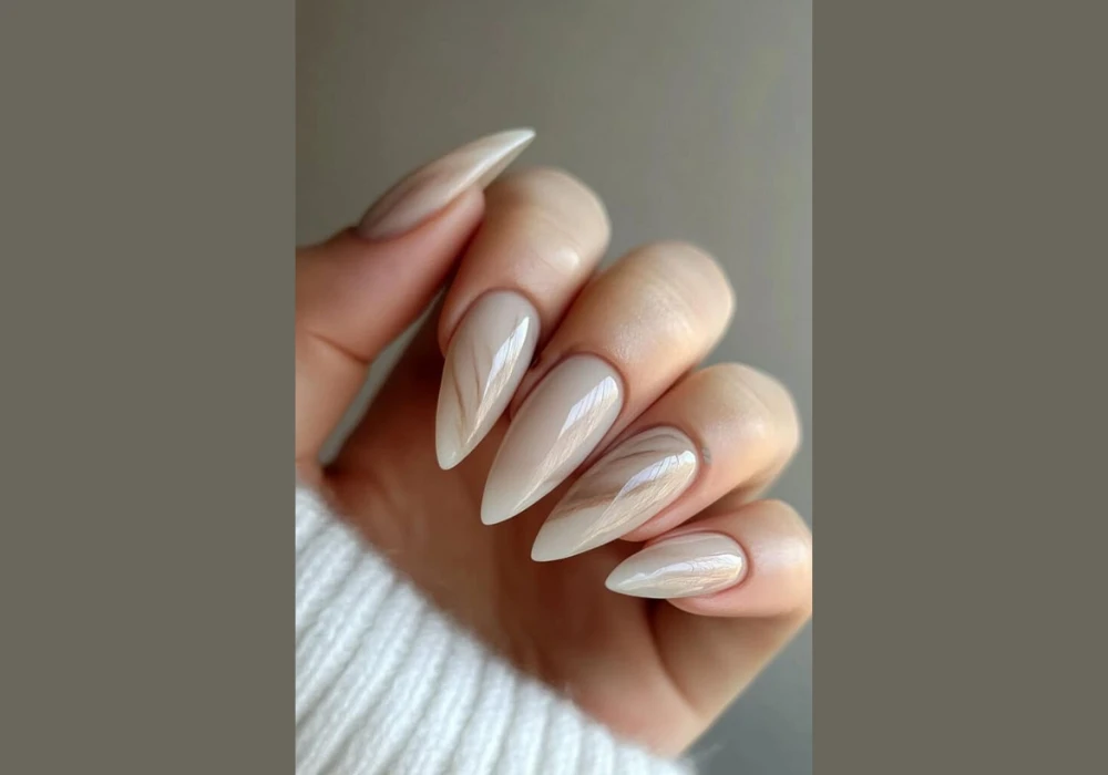Matte Summer Almond Nail Ideas for Soft Finish