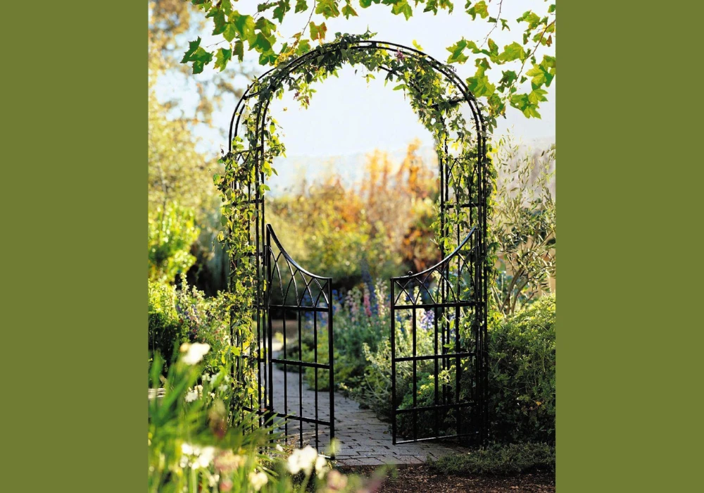 Metal Arch Trellis Ideas for Garden Entrance Design