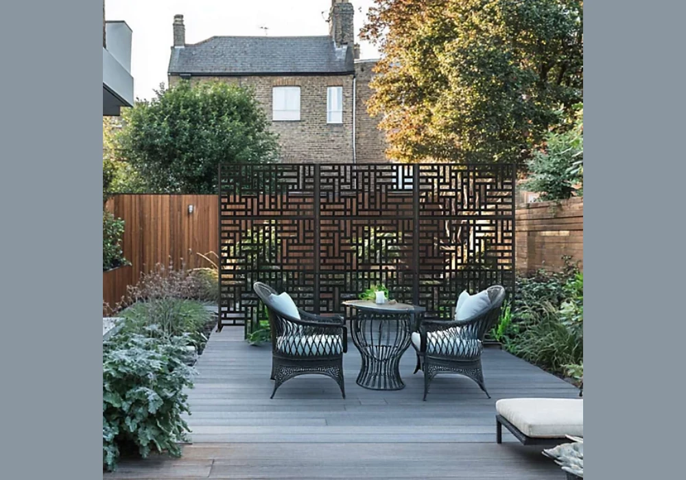 Metal Trellis Screens for Modern Privacy Dividers