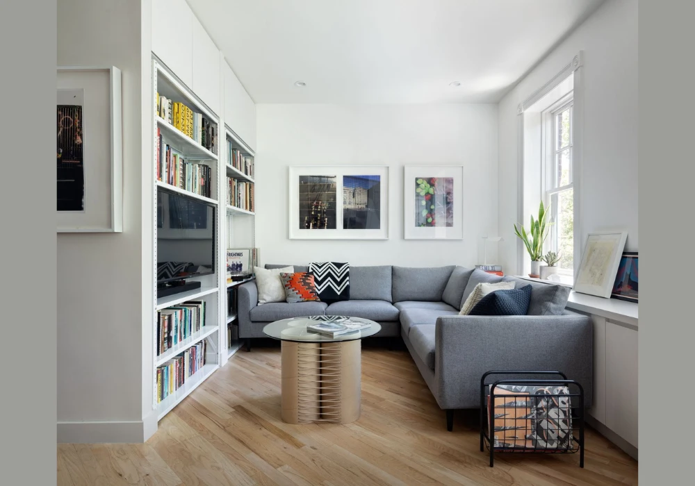 Minimal Furniture Summer Decor Trends for Open Room Layouts