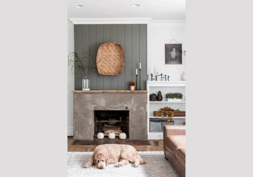 Minimal summer mantel decor ideas with clean styling