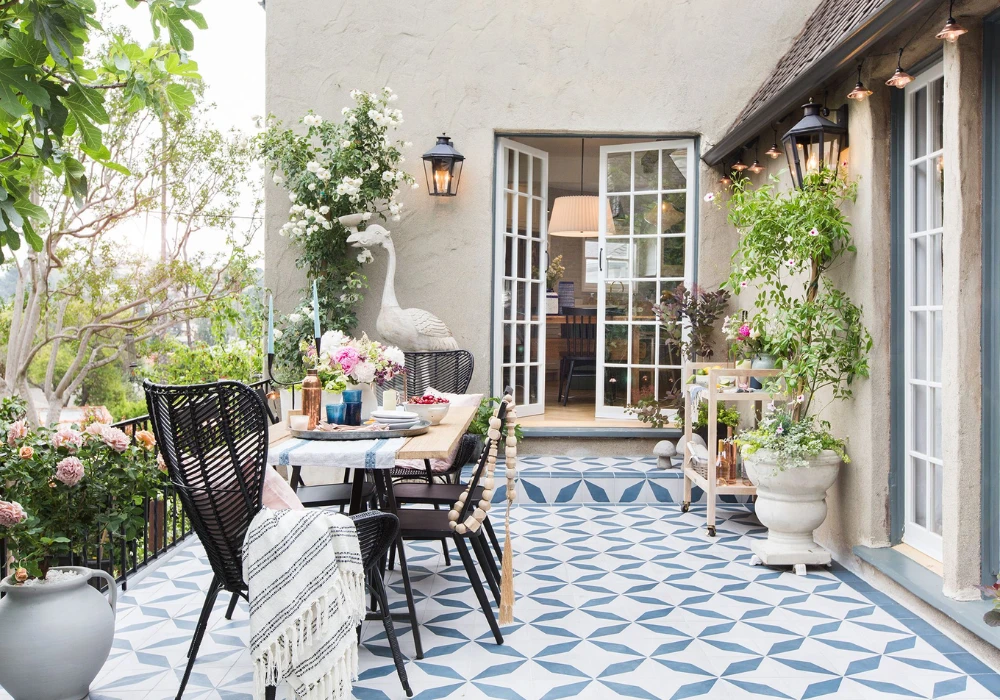Minimalist Balcony Patio Setup
