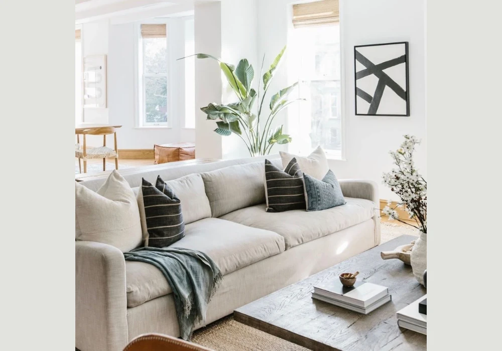 Minimalist Decorative Pillow Ideas for Modern Homes