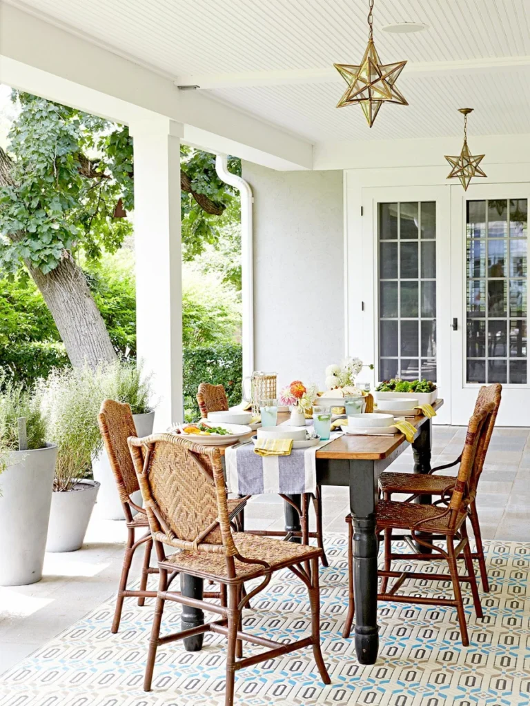 Modern Farmhouse Seating Arrangements in porch