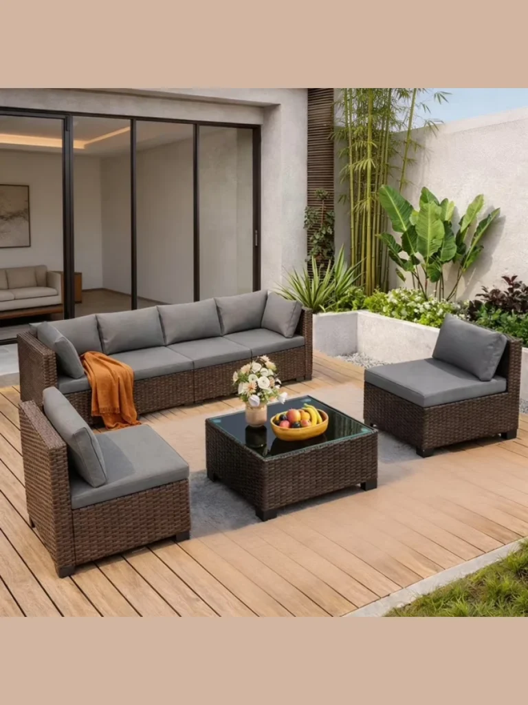 Modular Outdoor Sectionals for Flexible Seating