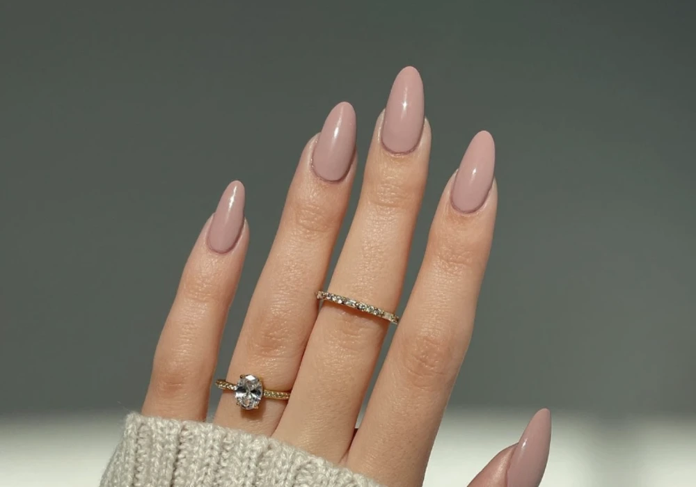 Nude Beige Nail Color for Simple Everyday Wear