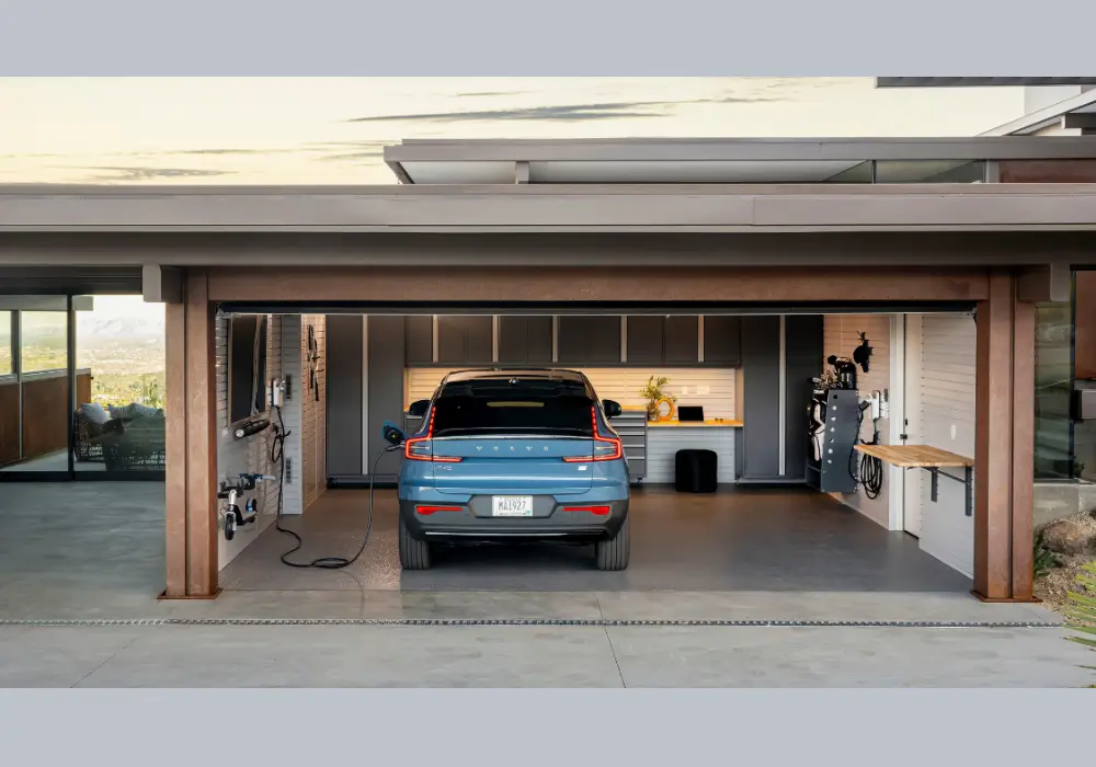 Open Concept Garage Design