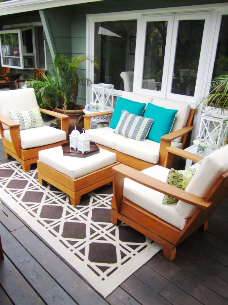 Outdoor Rugs to Define Seating Areas
