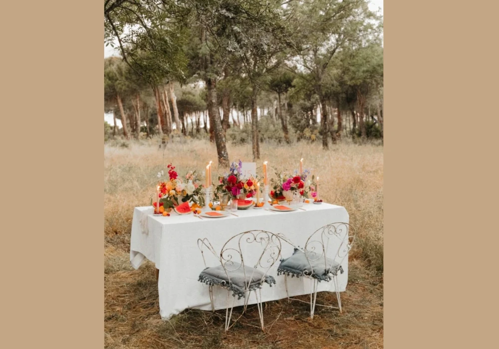 Pastel Summer Tablescape Idea for Soft and Calm Dining Style