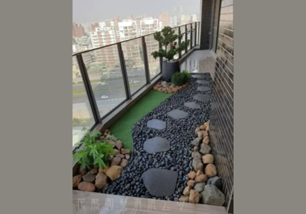 Pebble Stone Flooring Ideas for Relaxing Balcony Design