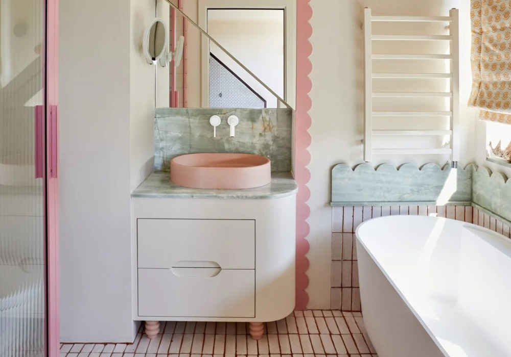 Pink and White Bathroom Ideas for a Balanced Look