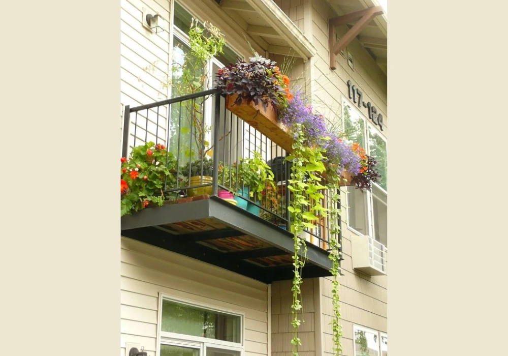 Railing Planters for Compact Balcony Gardening