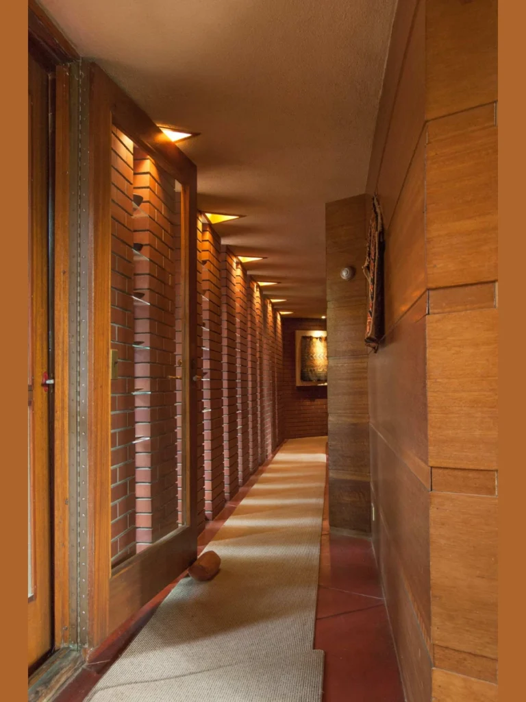 Recessed Ceiling Lights for a Clean Look