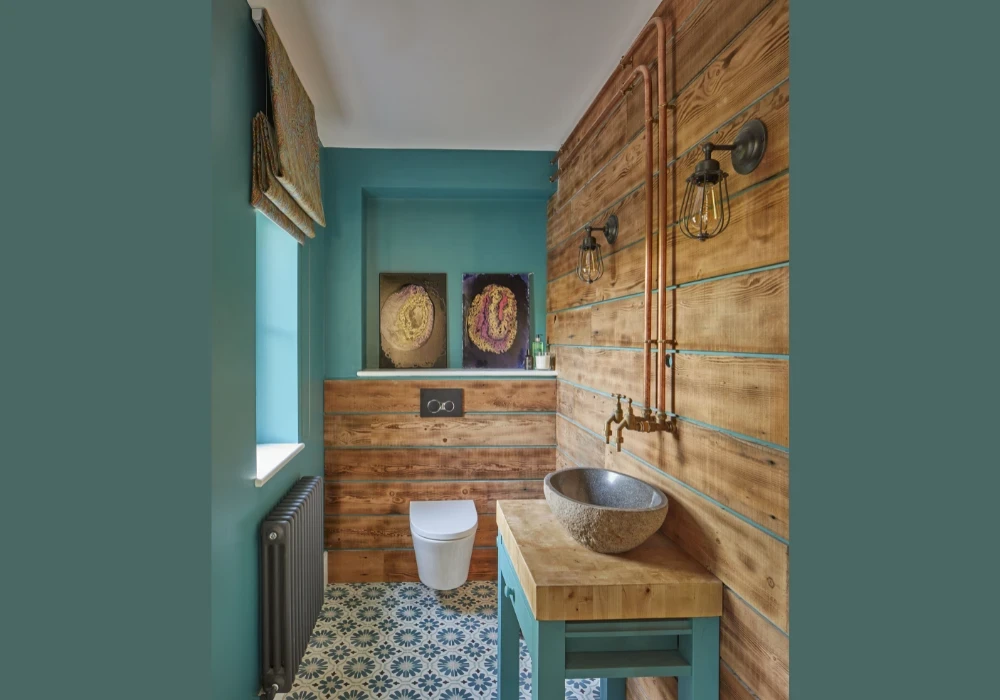 Reclaimed Wood Features