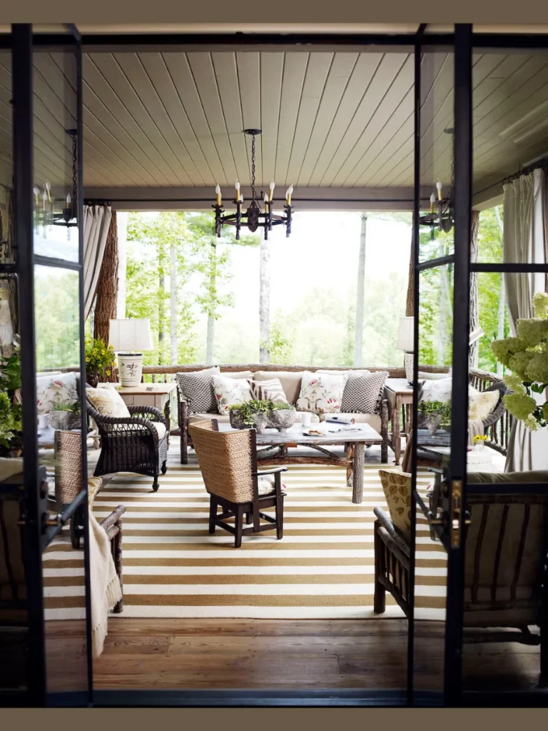 Screened-In Back Porch Retreats