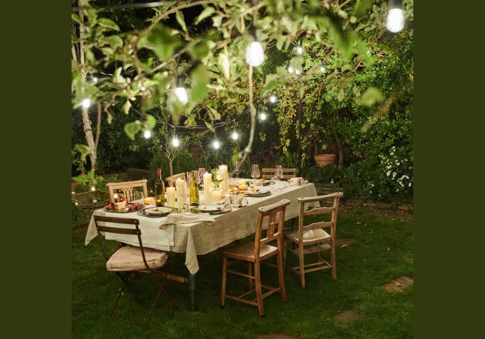 Seasonal Outdoor Dining Setup for Garden Use