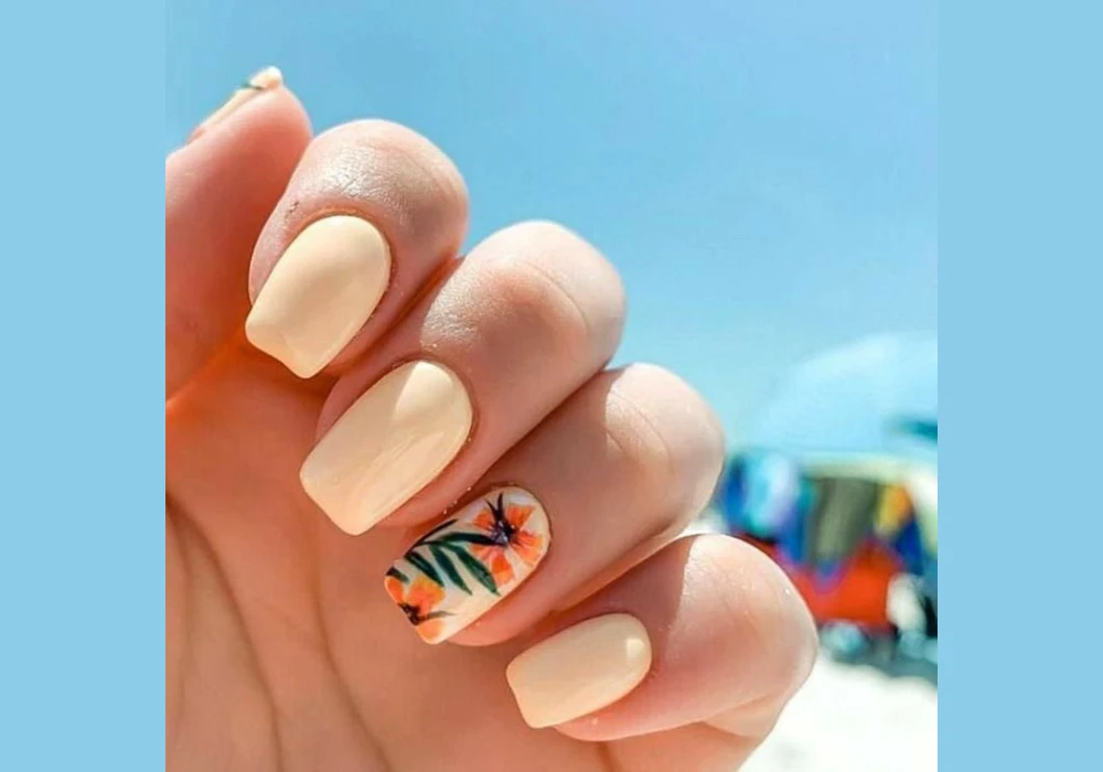 Short Natural Summer Vacation Nail Ideas for Easy Travel Care