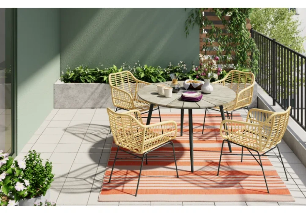Small Balcony Bistro Patio Set Ideas for Compact Spaces