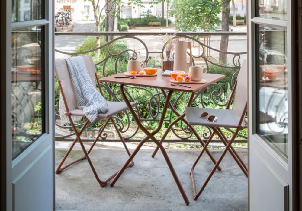 Small Balcony Foldable Furniture Set Ideas for Tight Spaces