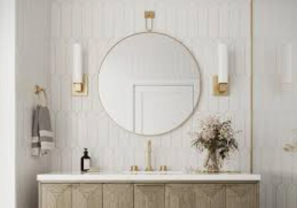 Statement Mirror for a Strong Visual Impact