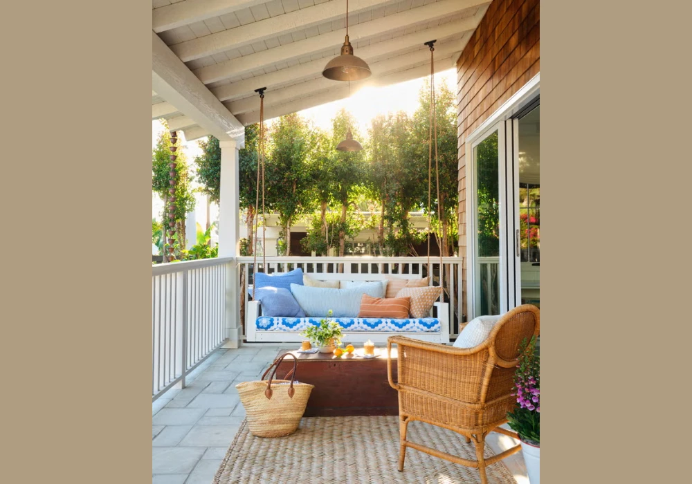 Summer Porch Ideas with Privacy Elements for Relaxation