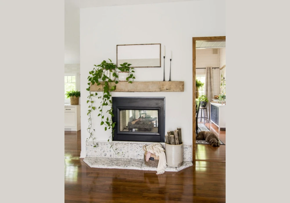 Summer mantel decor ideas using woven textures