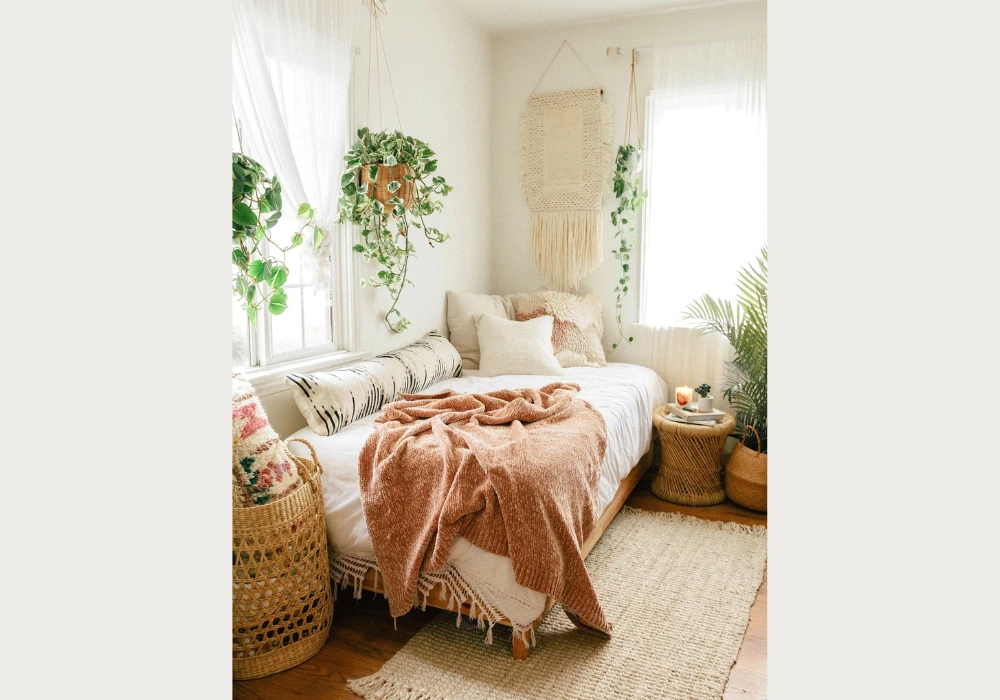 Textured Decorative Pillows Ideas on Bed for Cozy Feel