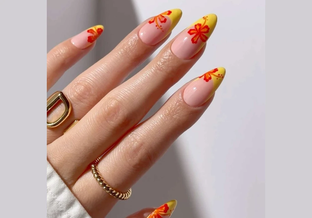 Tropical Leaf Summer Nail Art Ideas for Nature-Inspired Style