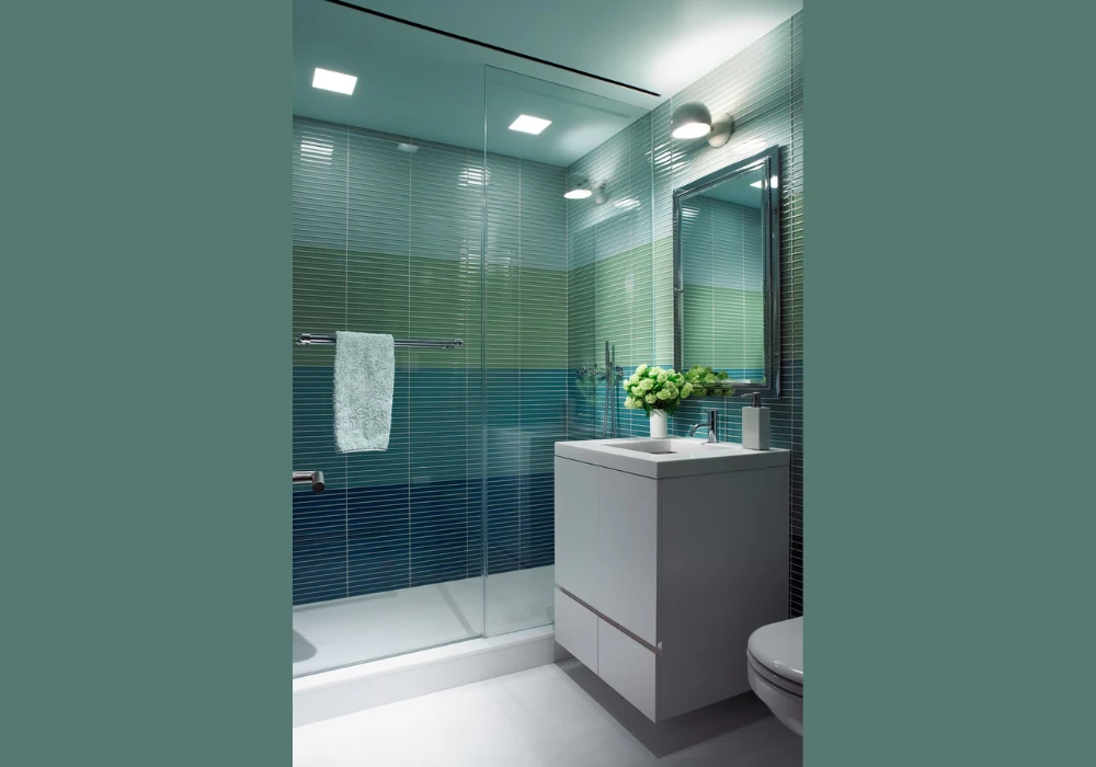 Two-Tone Blue and Green Bathroom Walls