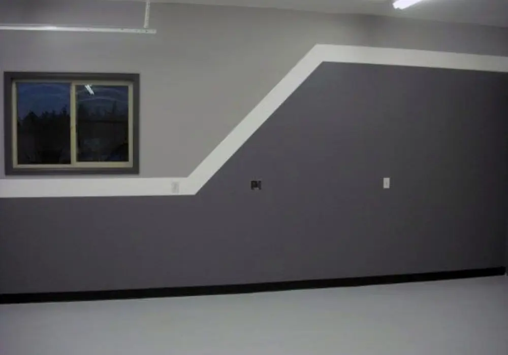 Two-Tone Garage Walls