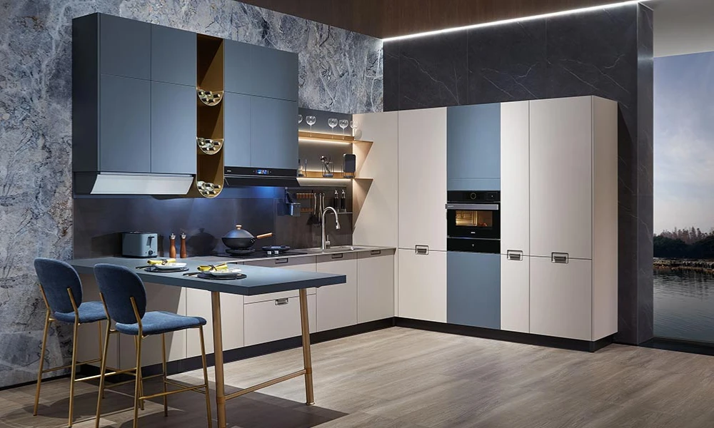 Two-Tone Kitchen Fronts