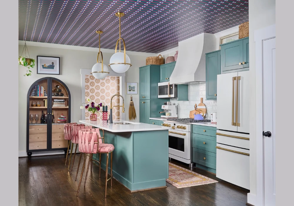 Use Light and Airy Color Schemes