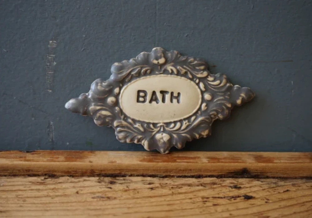 Vintage-Style Ceramic Signs