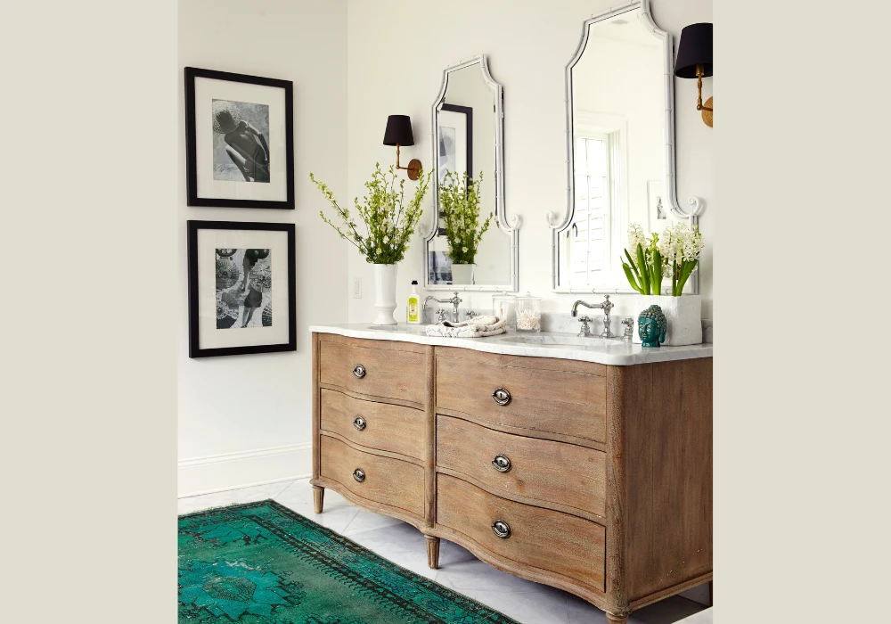 Vintage Style Vanity for Classic Charm