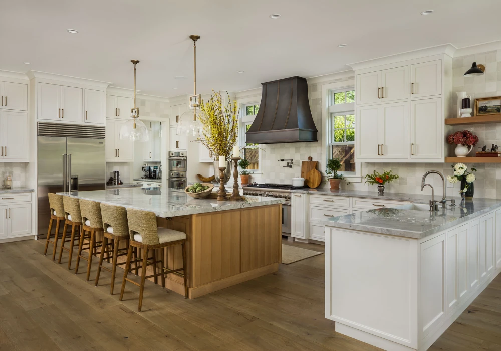 White and Wood Kitchen for a Warm Balance
