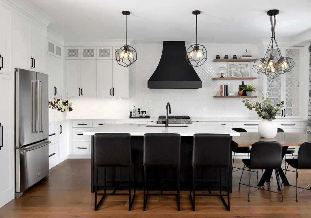 statement lighting kitchen idea