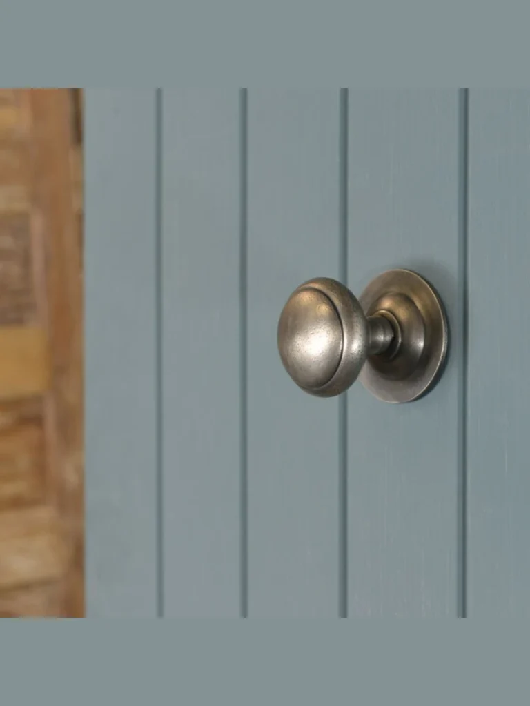 Antique Pewter Fluted Traditional Handles