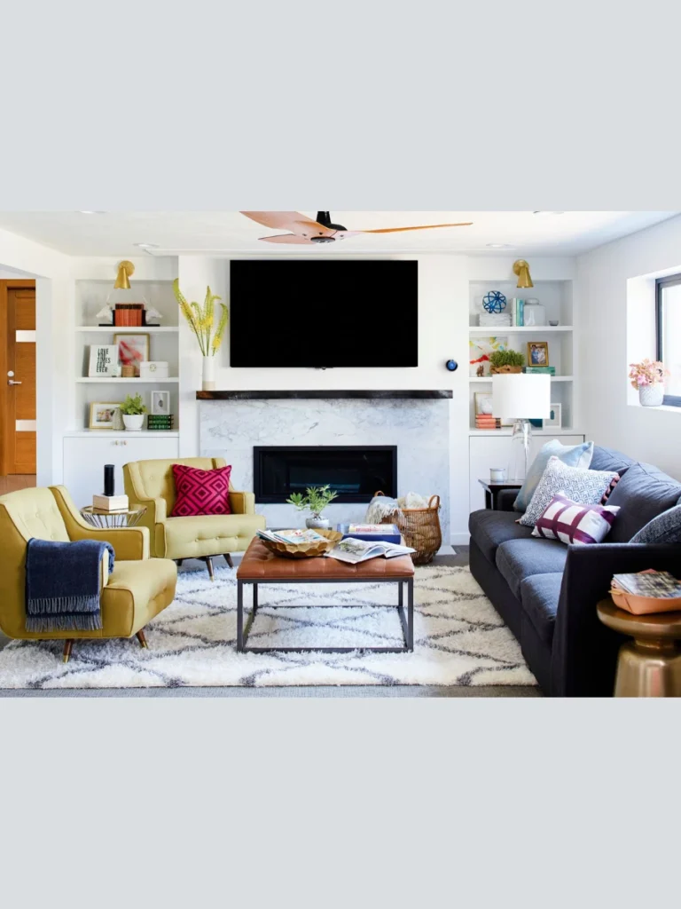Asymmetrical Mixed Storage and Desk Nooks