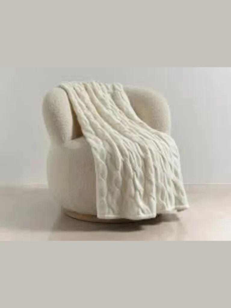 Chunky Cable Knit Merino Wool Throws