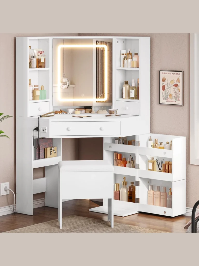 Corner Vanities With Integrated Lighting