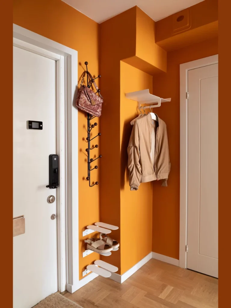 Decorative Wall Hooks for Vertical Storage