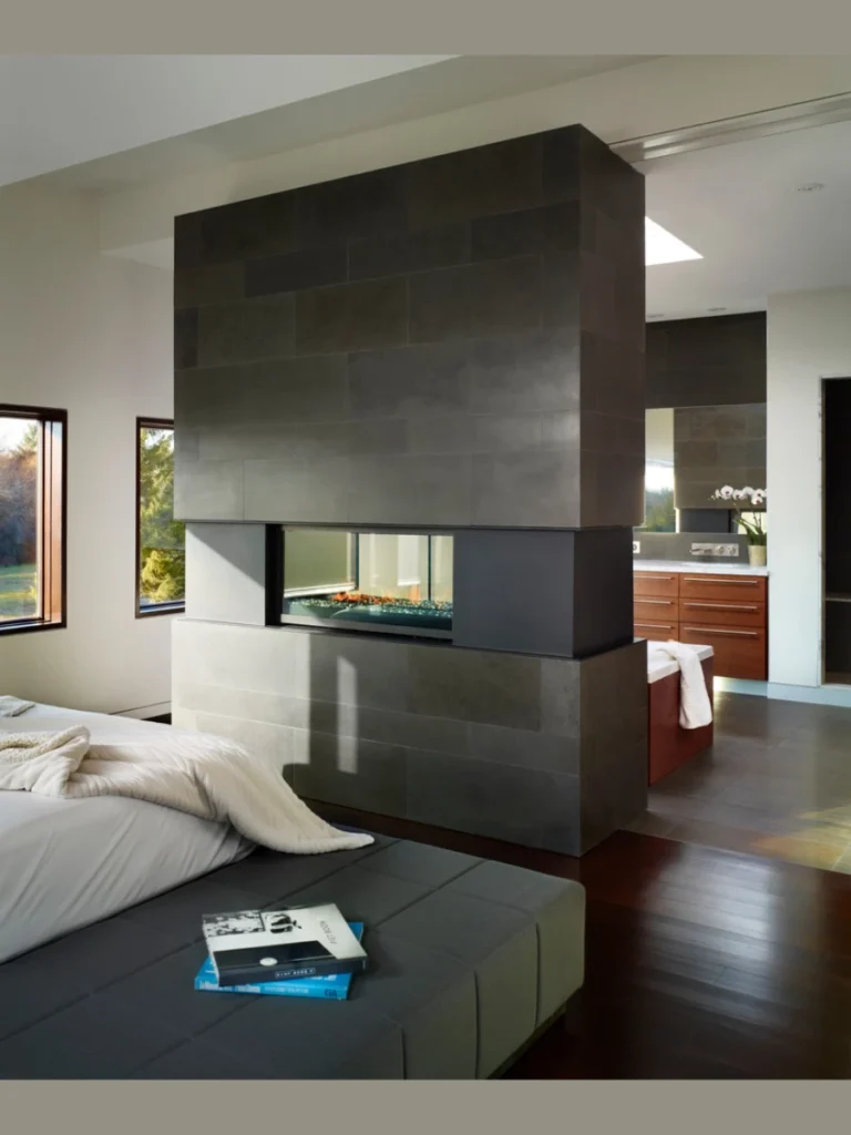 Double-Sided Master Suite Divider